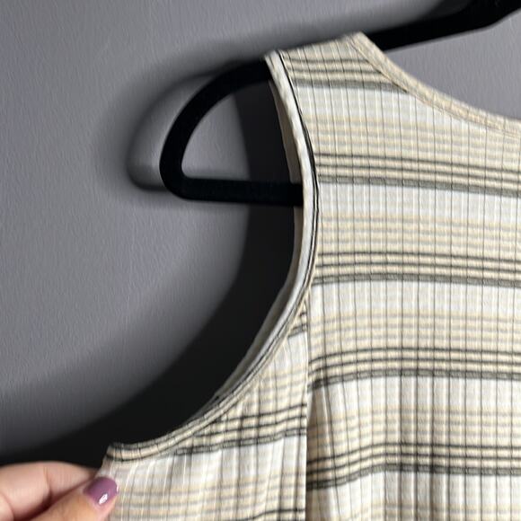 Glow Passion Cream and Black Striped Cold Shoulder Top Size Small - Picture 6 of 8